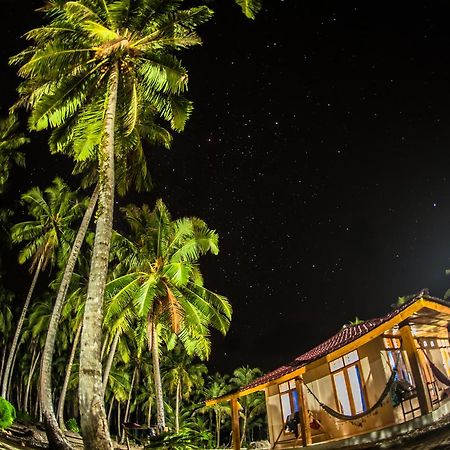 Puri Asu Resort Palau Asu Kültér fotó